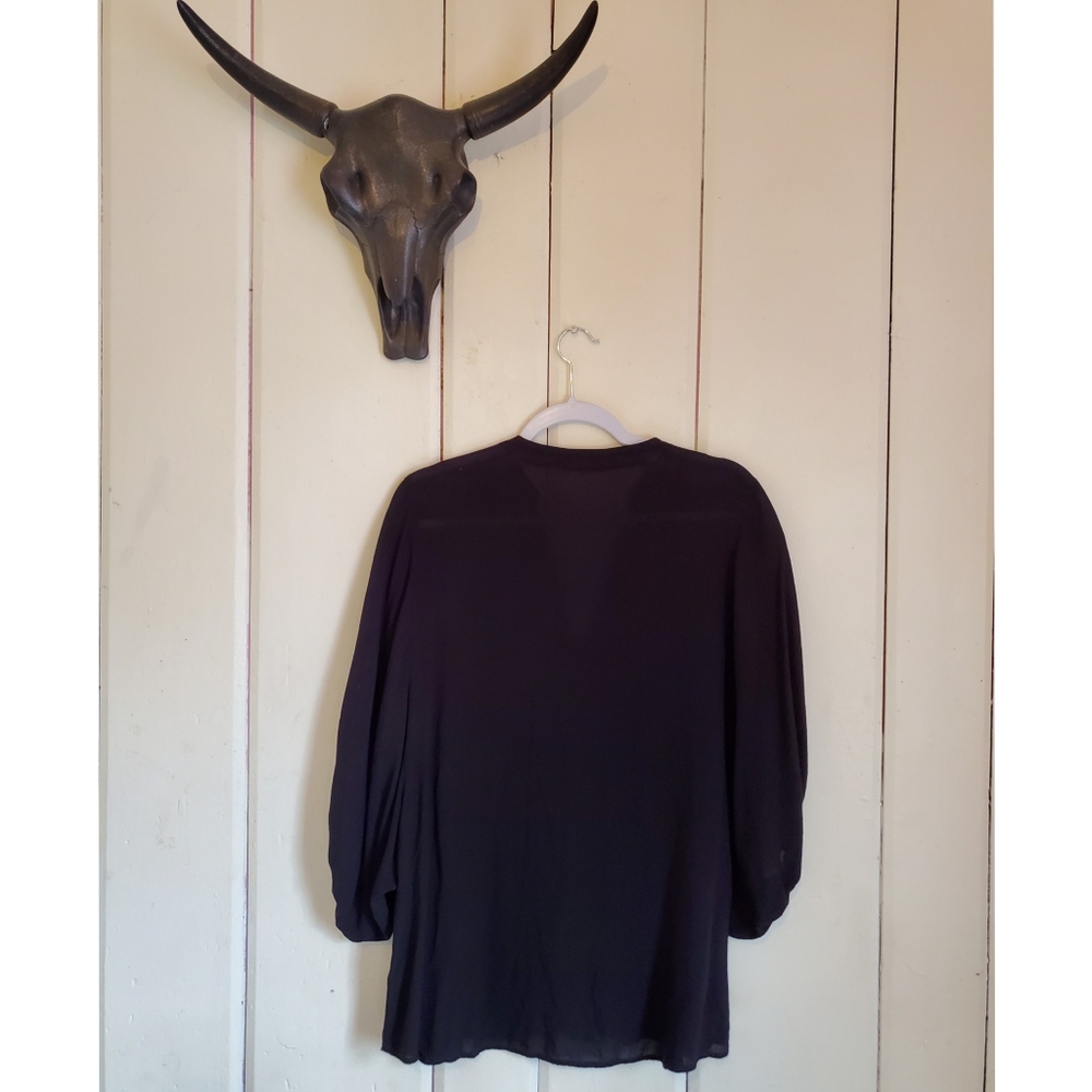 Express Blouse - Picture 4 of 4